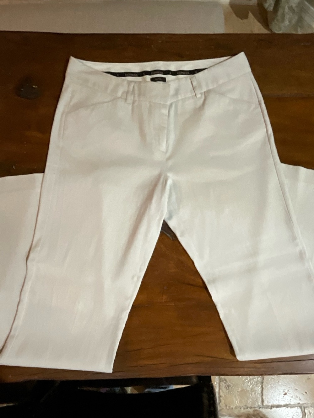 Express Editor Tan Pants. Sz 6 (size tag missing, see measurements) 32” length